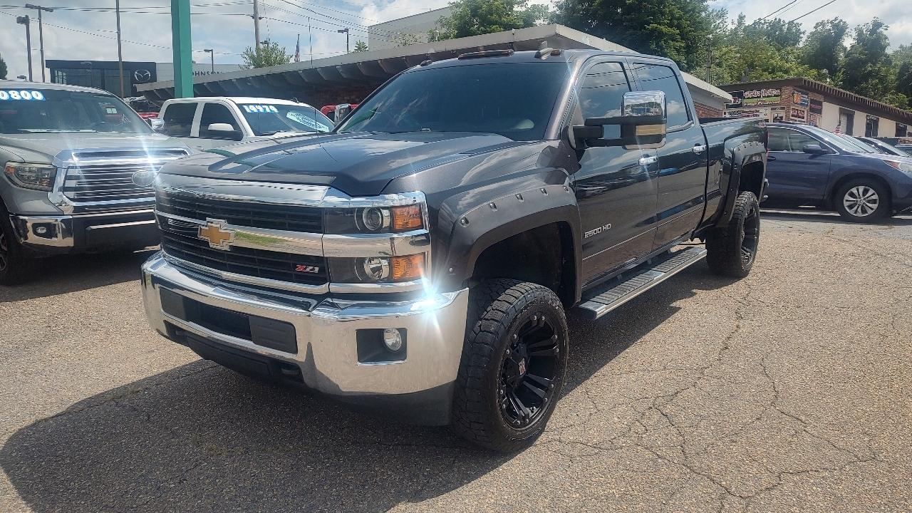 Chevrolet Silverado 2500HD LT Crew Cab 4WD 2015