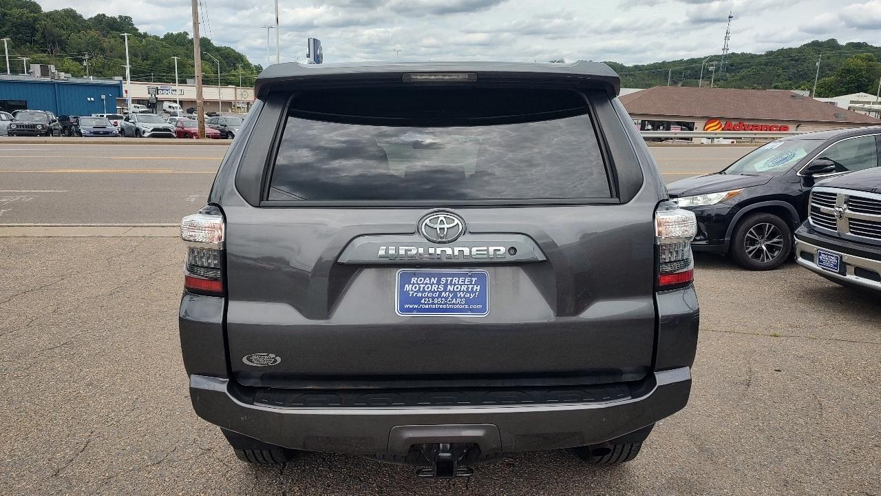 Toyota 4Runner SR5 4WD 2014
