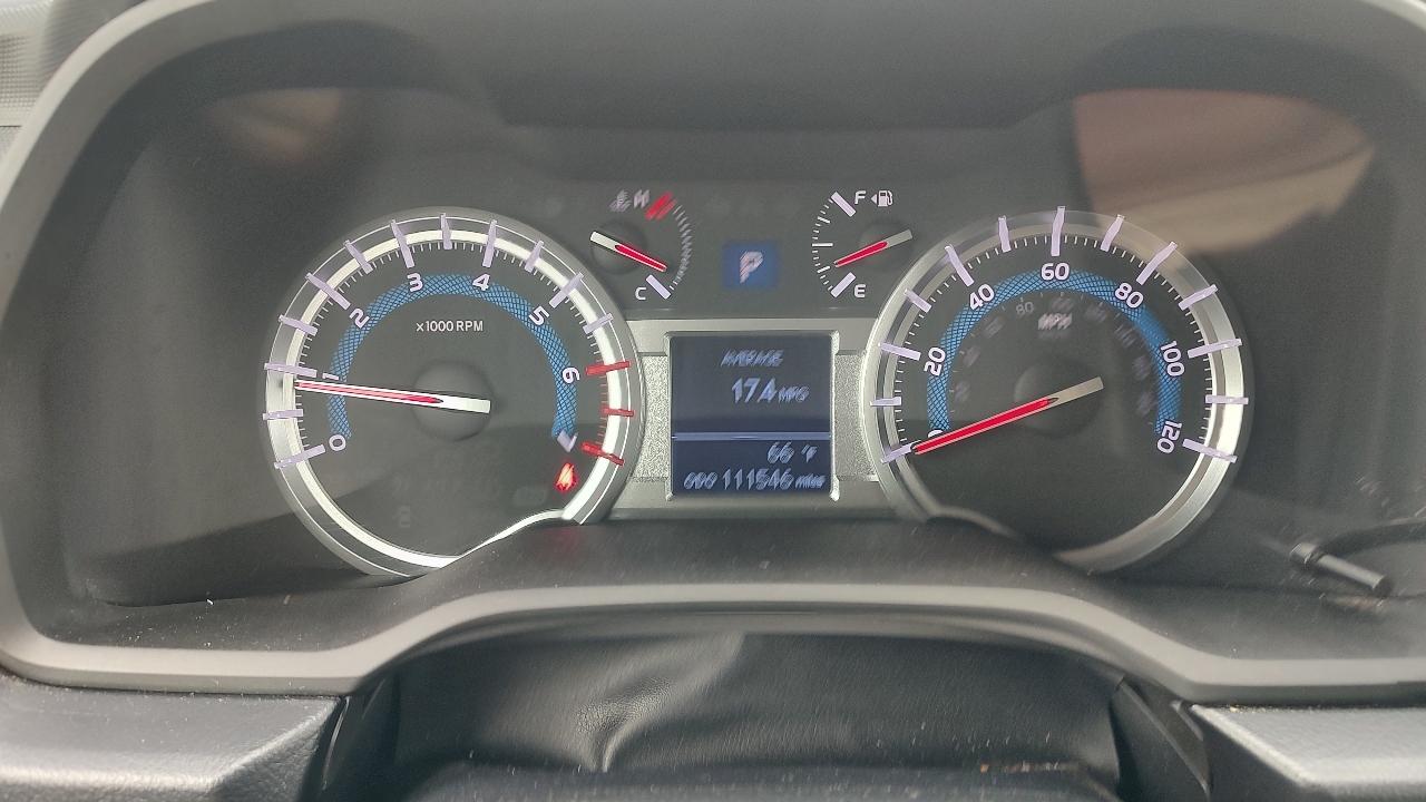 Toyota 4Runner SR5 4WD 2014