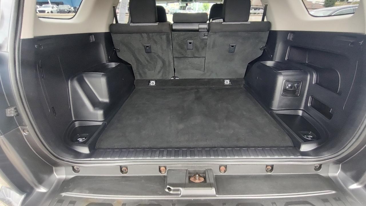 Toyota 4Runner SR5 4WD 2014