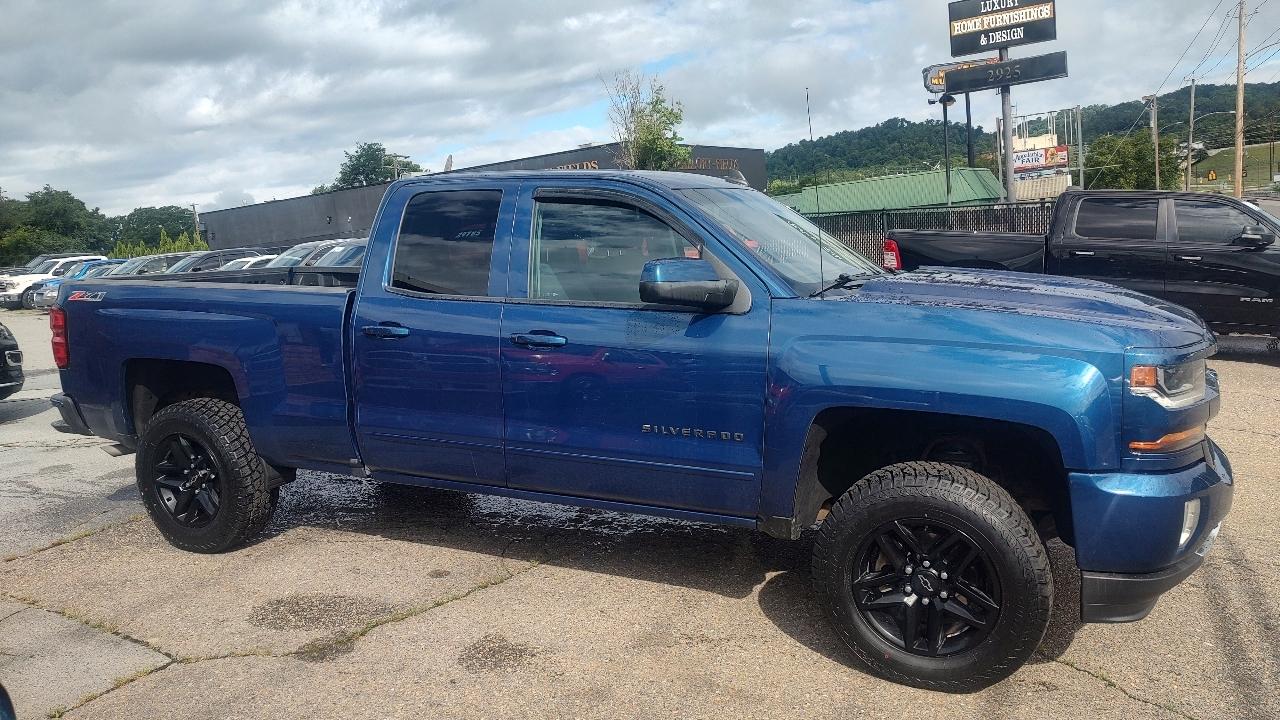 Chevrolet Silverado 1500 LT Double Cab 4WD 2017
