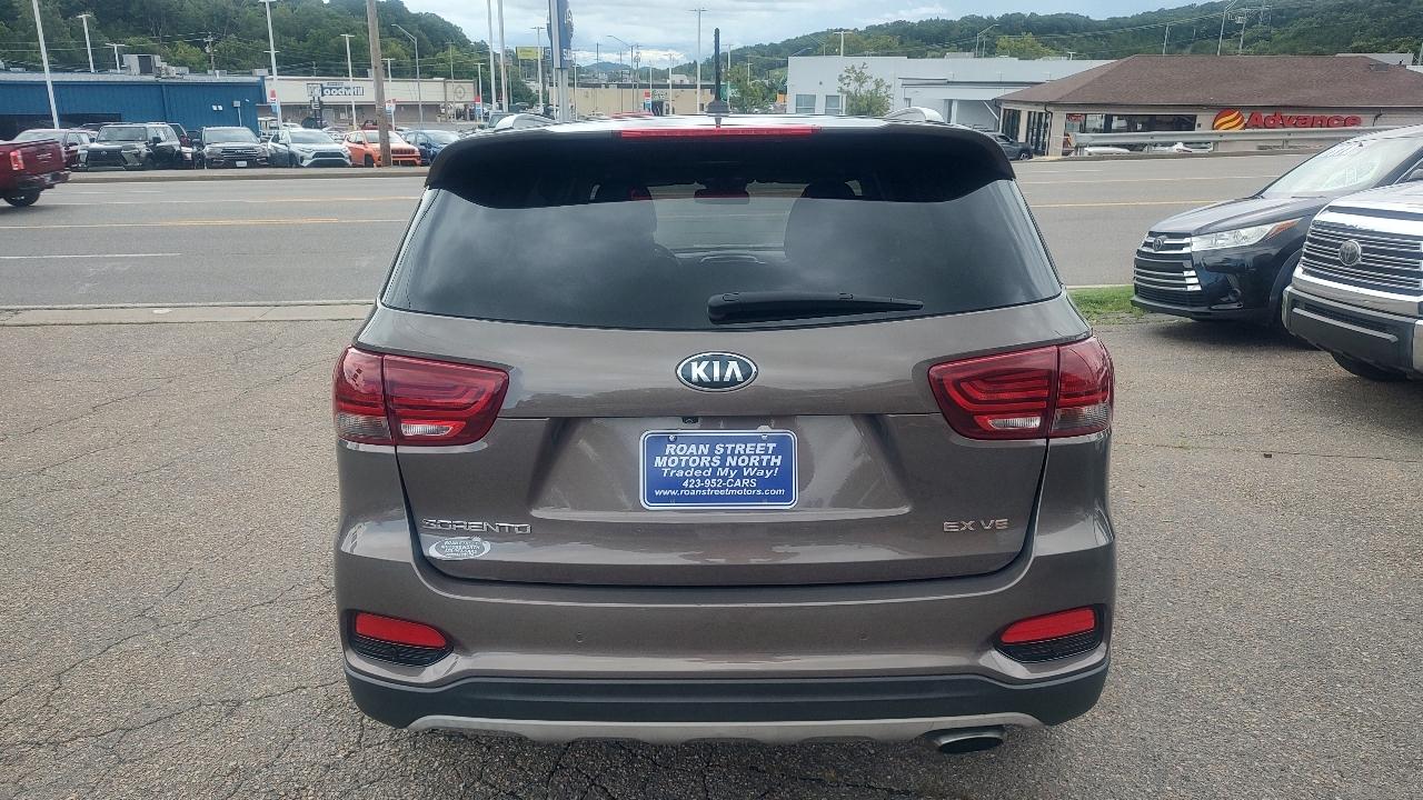 Kia Sorento EX V6 2WD 2020