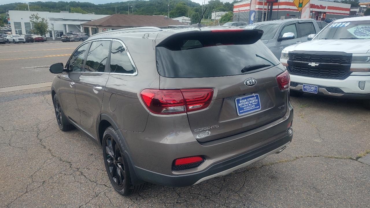 Kia Sorento EX V6 2WD 2020