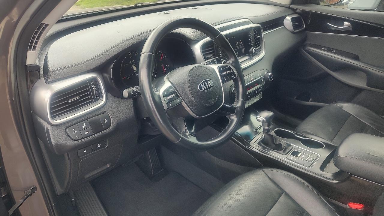 Kia Sorento EX V6 2WD 2020
