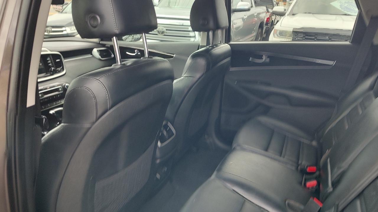 Kia Sorento EX V6 2WD 2020