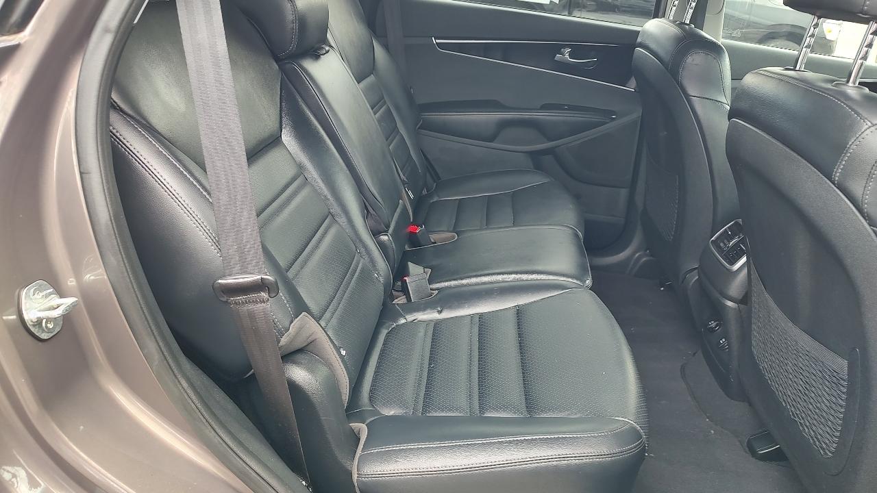 Kia Sorento EX V6 2WD 2020