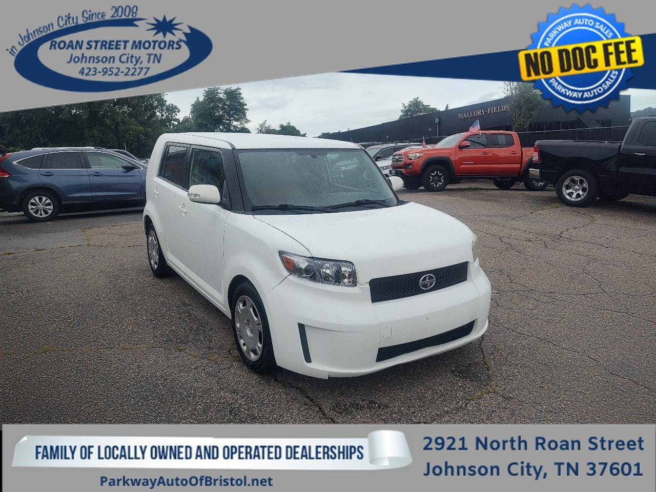 2010 Scion xB 5-Door Wagon 5-Spd MT