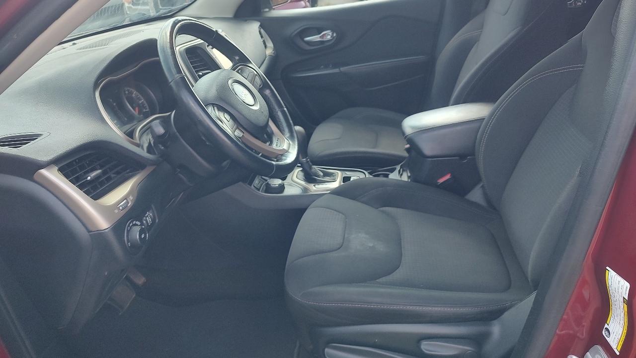 Jeep Cherokee Latitude 4WD 2015