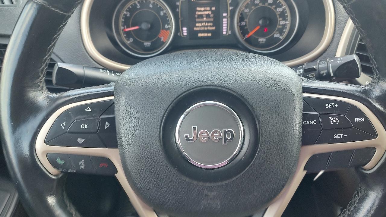 Jeep Cherokee Latitude 4WD 2015