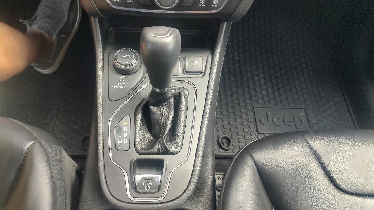 Jeep Cherokee Latitude Plus 4WD 2019