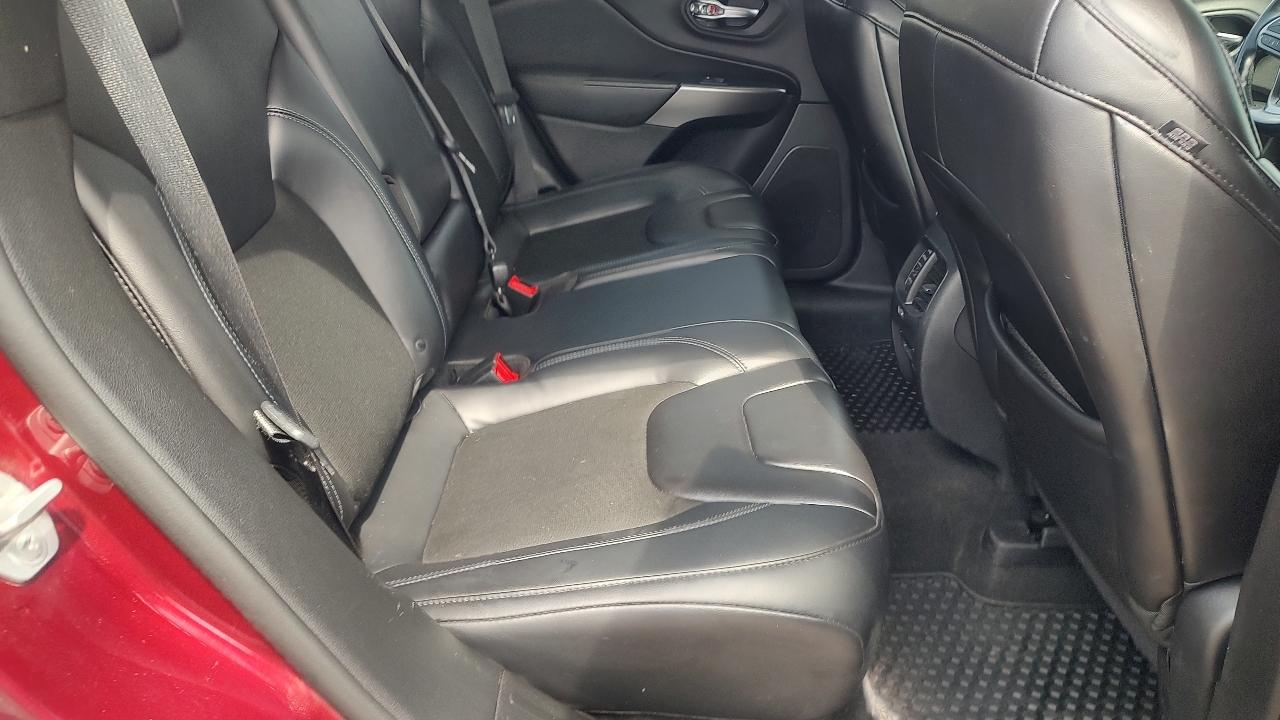Jeep Cherokee Latitude Plus 4WD 2019