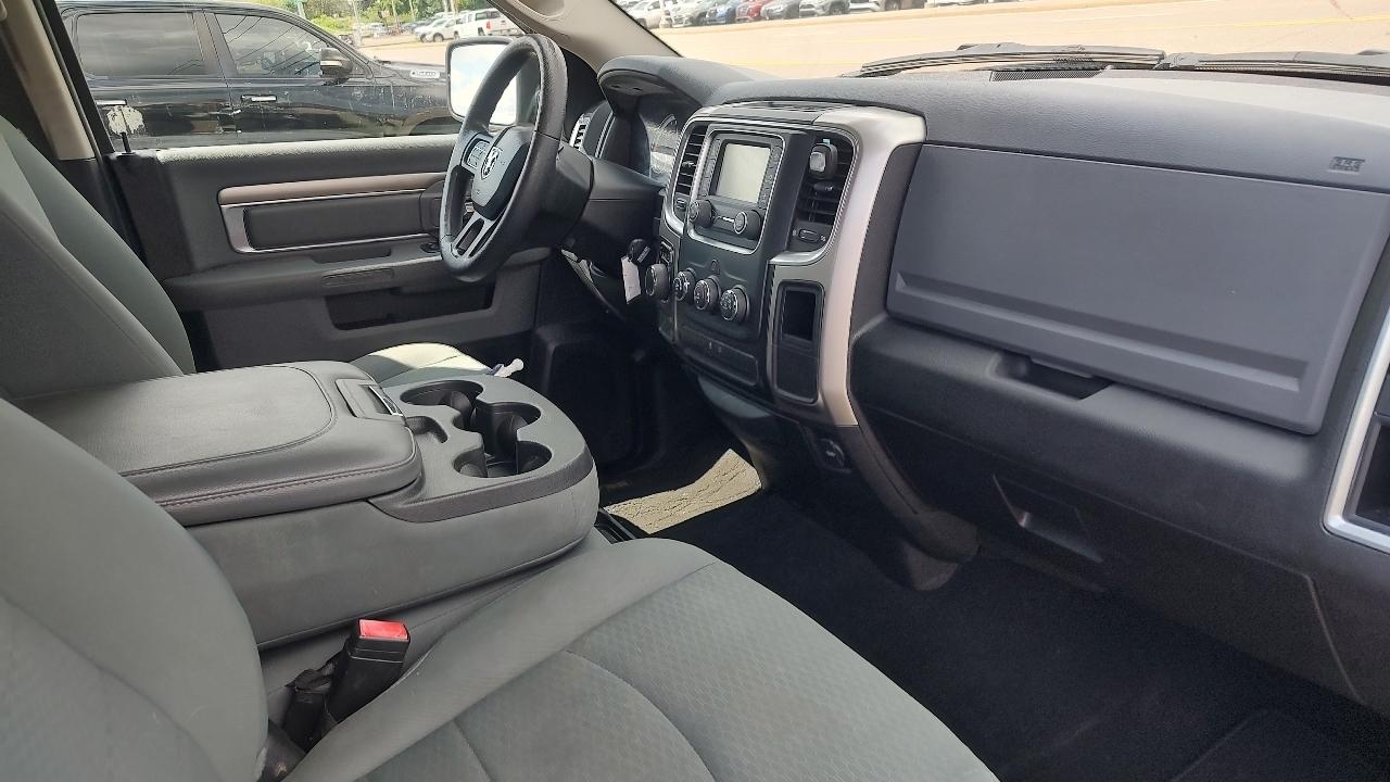 RAM 1500 Classic Tradesman Crew Cab LWB 4WD 2020
