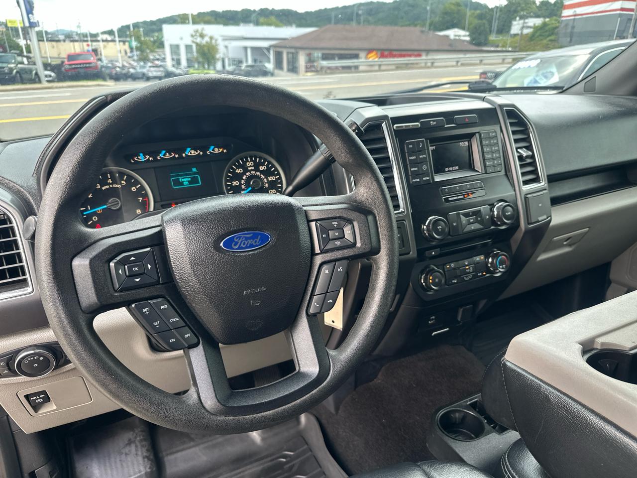 Ford F-150 XLT SuperCrew 5.5-ft. Bed 4WD 2016