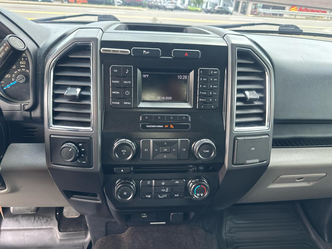 Ford F-150 XLT SuperCrew 5.5-ft. Bed 4WD 2016