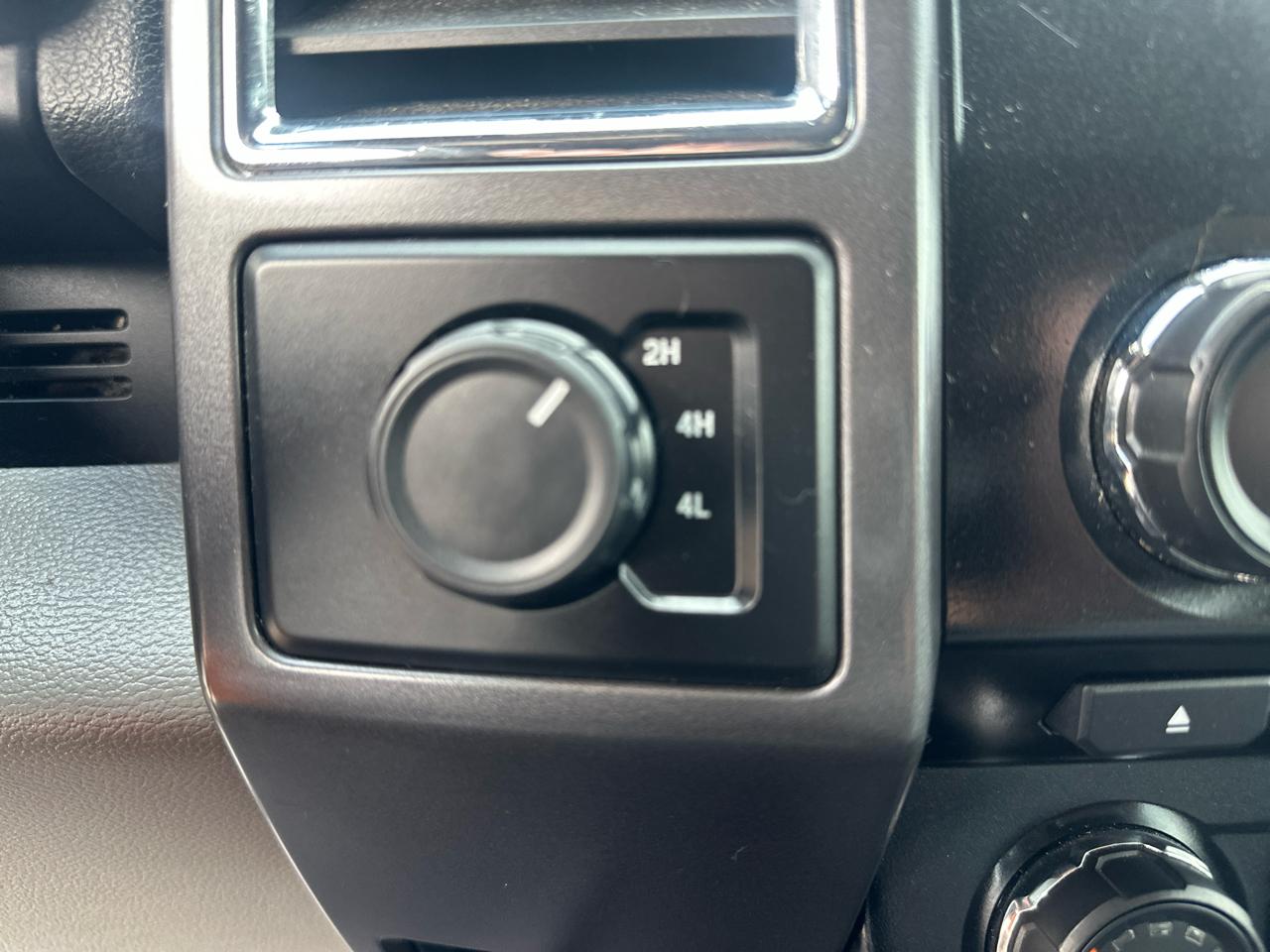 Ford F-150 XLT SuperCrew 5.5-ft. Bed 4WD 2016