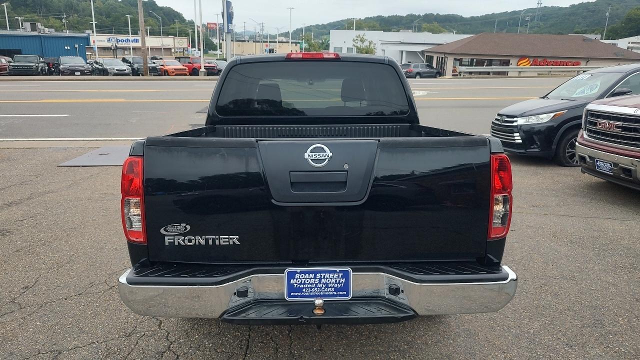 Nissan Frontier S Crew Cab 2WD 2012