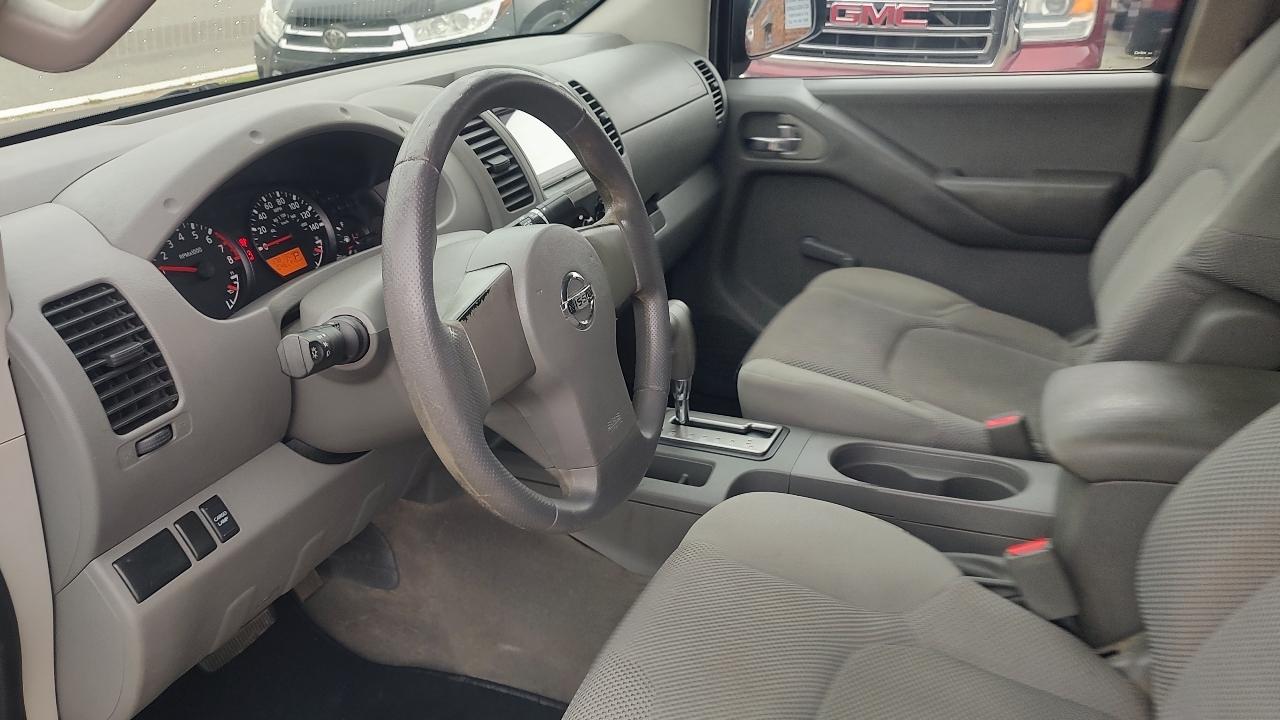 Nissan Frontier S Crew Cab 2WD 2012