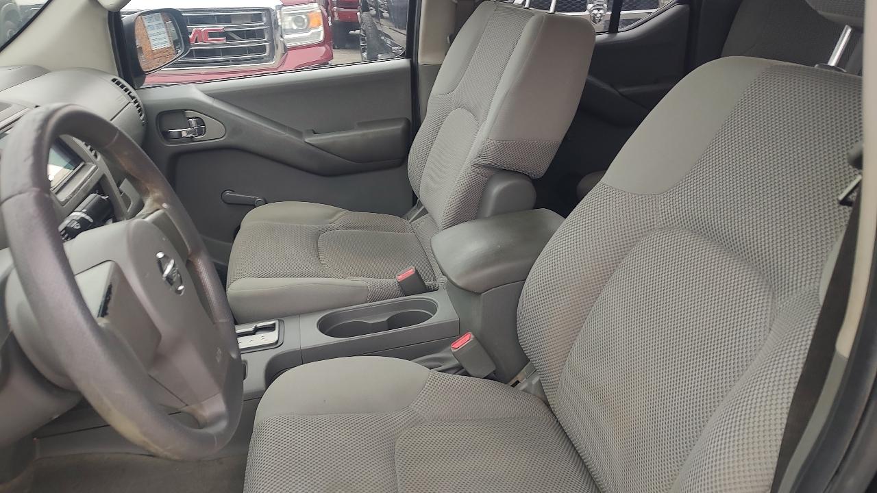 Nissan Frontier S Crew Cab 2WD 2012