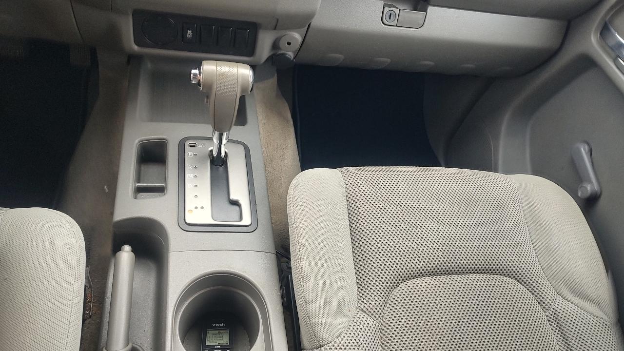 Nissan Frontier S Crew Cab 2WD 2012