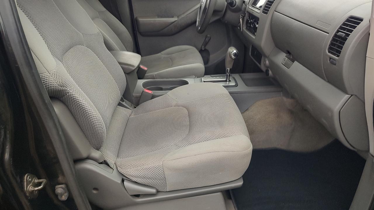 Nissan Frontier S Crew Cab 2WD 2012