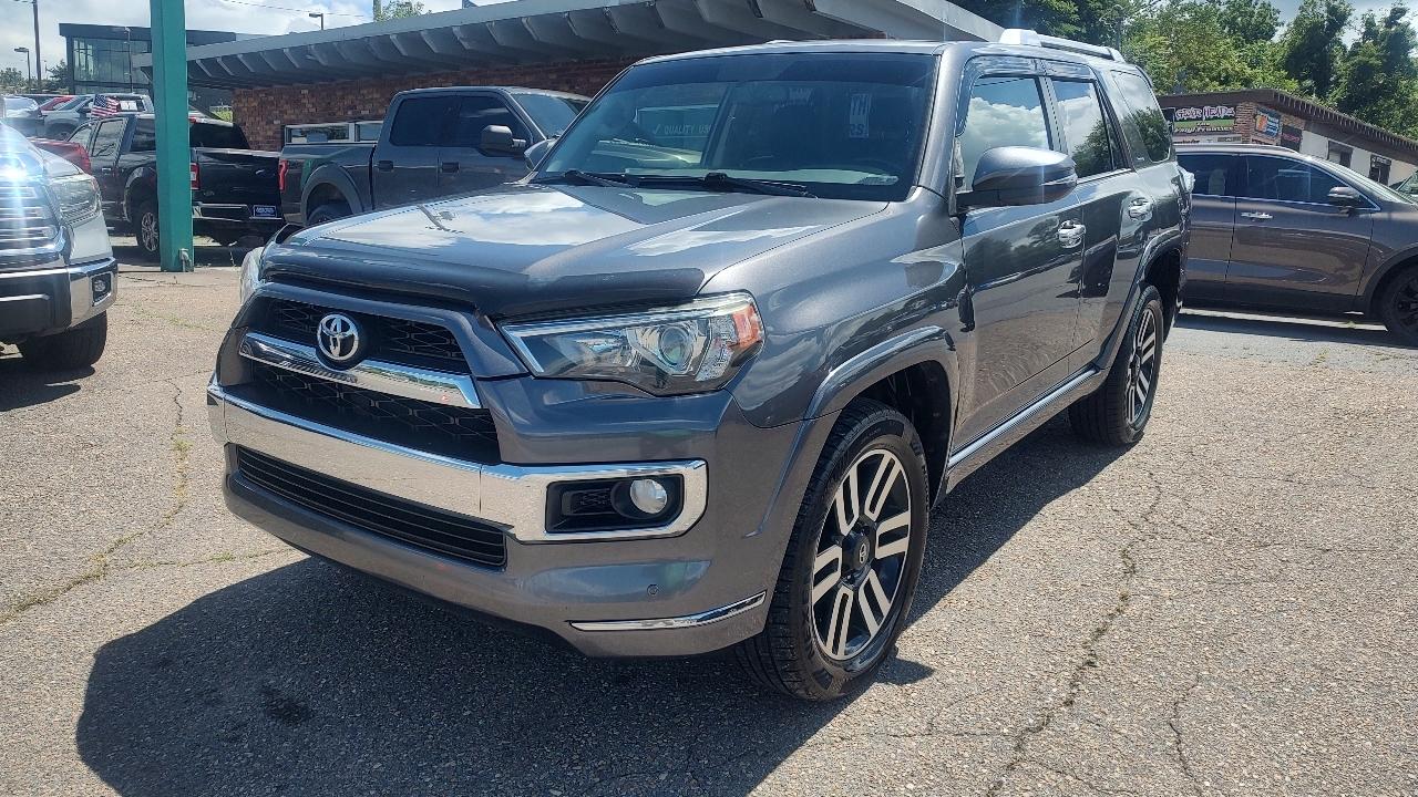 Toyota 4Runner Limited V6 4D SUV 4WD 2017