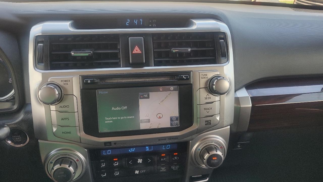 Toyota 4Runner Limited V6 4D SUV 4WD 2017