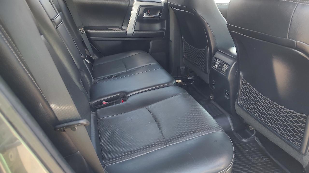 Toyota 4Runner Limited V6 4D SUV 4WD 2017