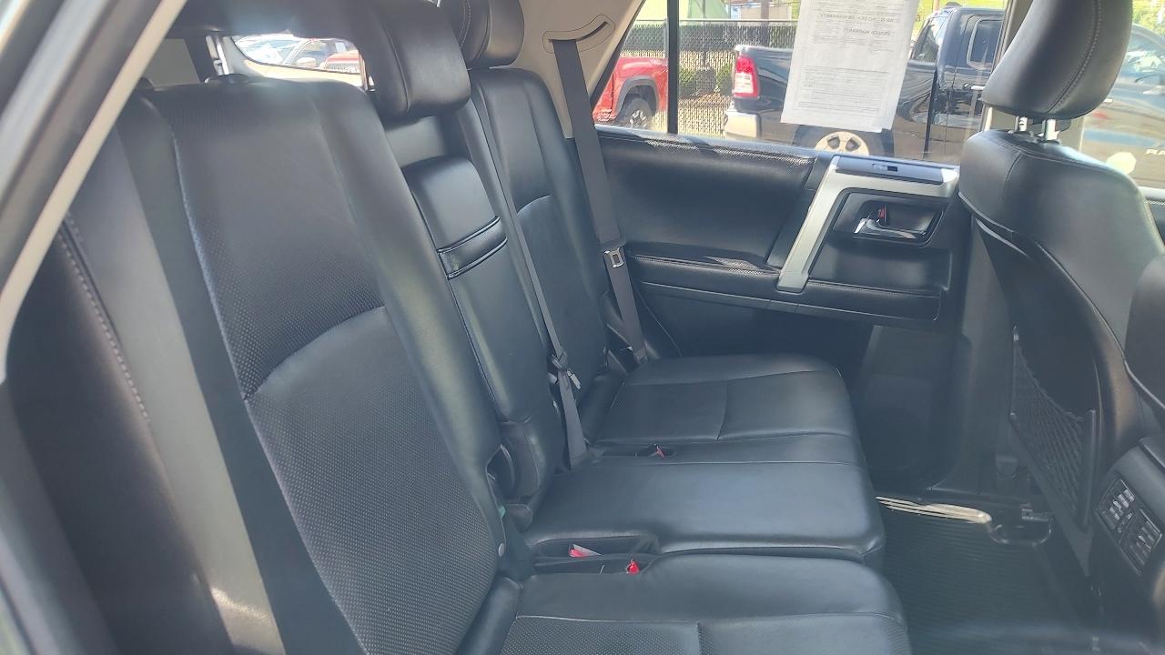 Toyota 4Runner Limited V6 4D SUV 4WD 2017