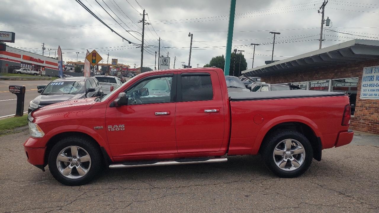 RAM 1500 SLT Quad Cab 4WD 2015