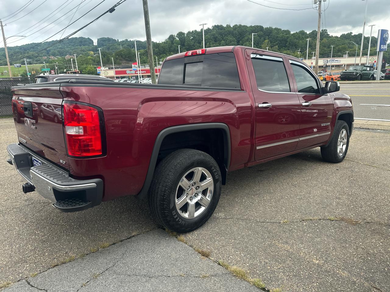 GMC Sierra 1500 SLT Crew Cab Short Box 4WD 2015