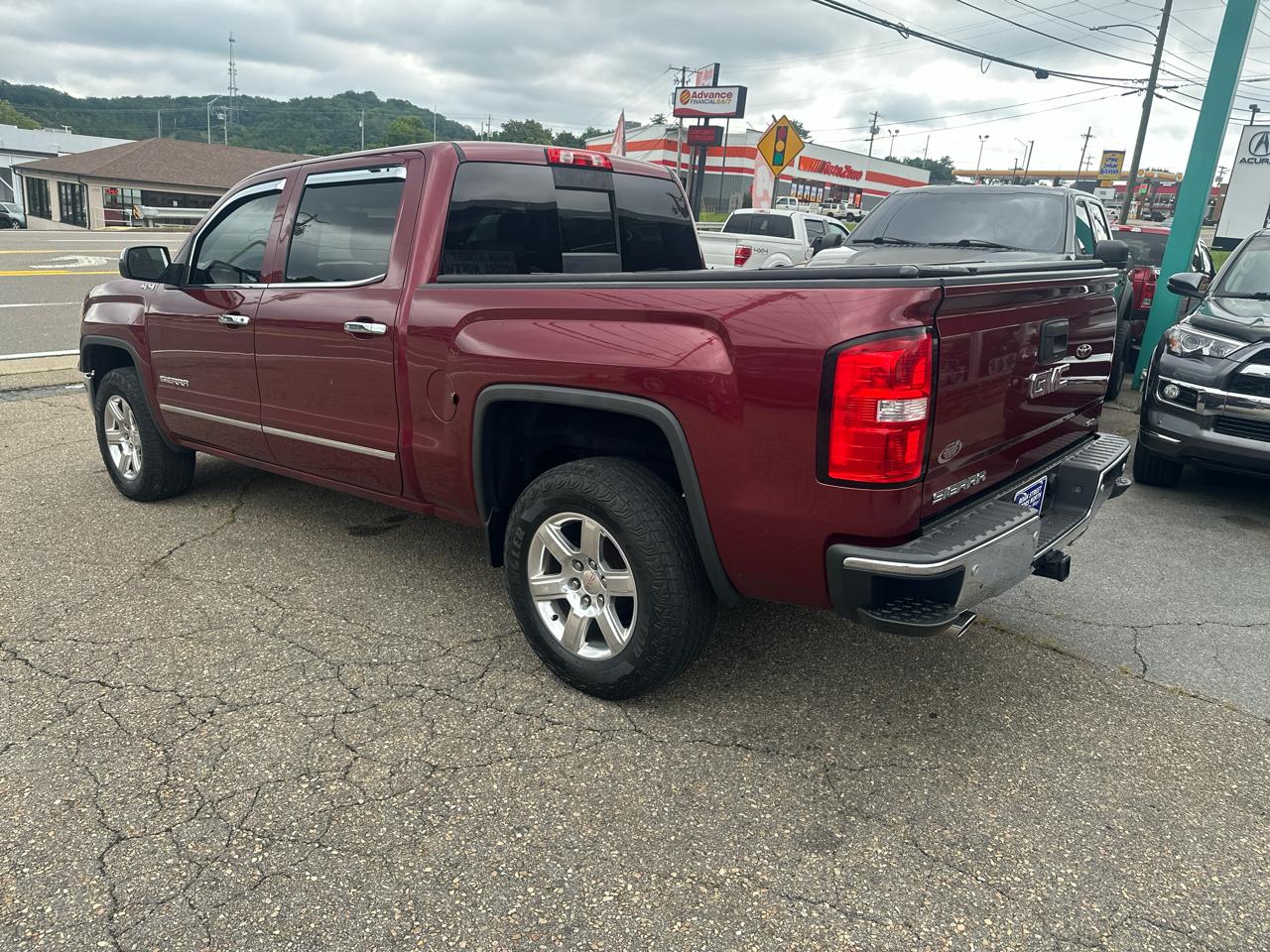 GMC Sierra 1500 SLT Crew Cab Short Box 4WD 2015