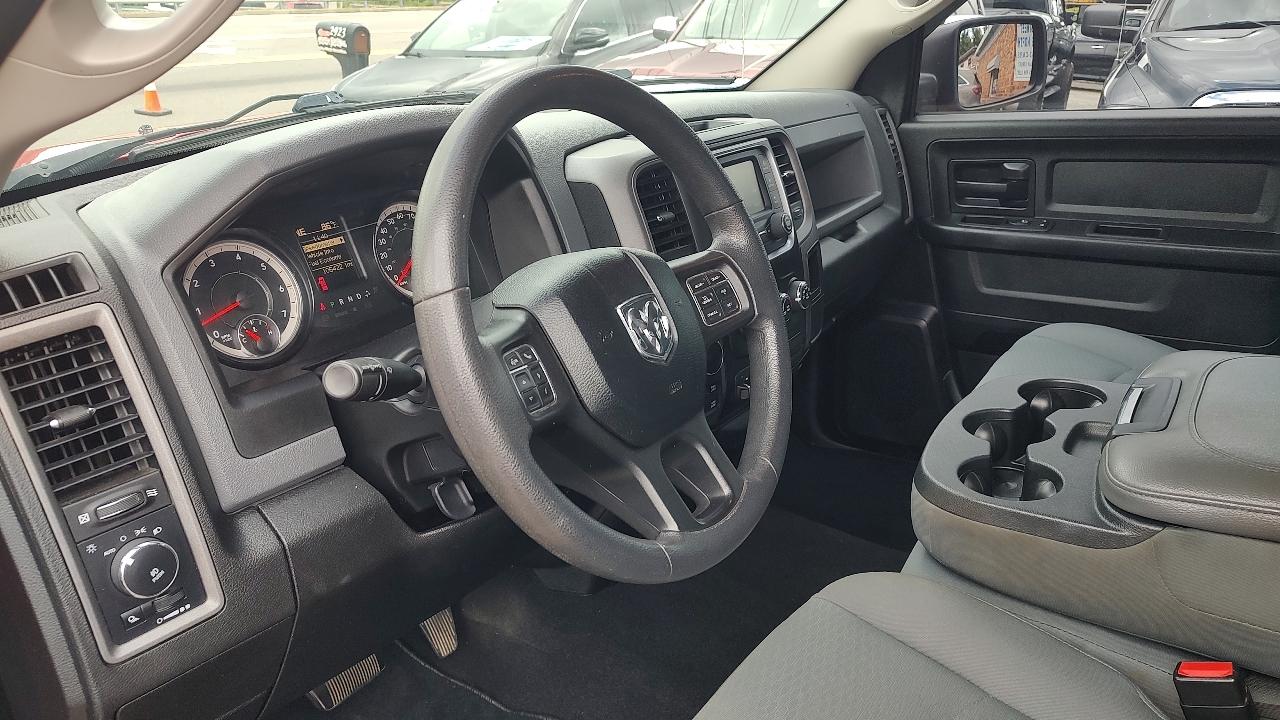 RAM 1500 Classic Tradesman Quad Cab 4WD 2019