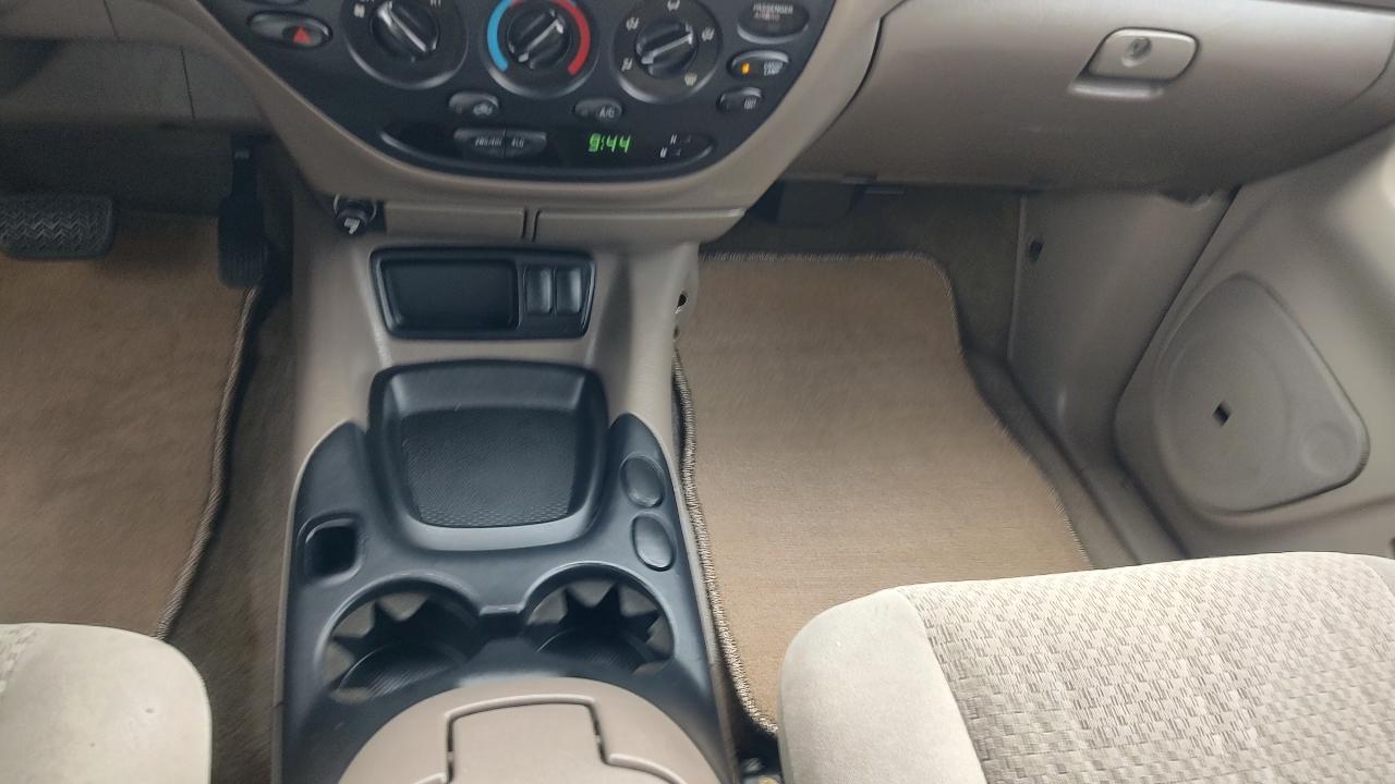 Toyota Tundra SR5 Double Cab 4WD 2005