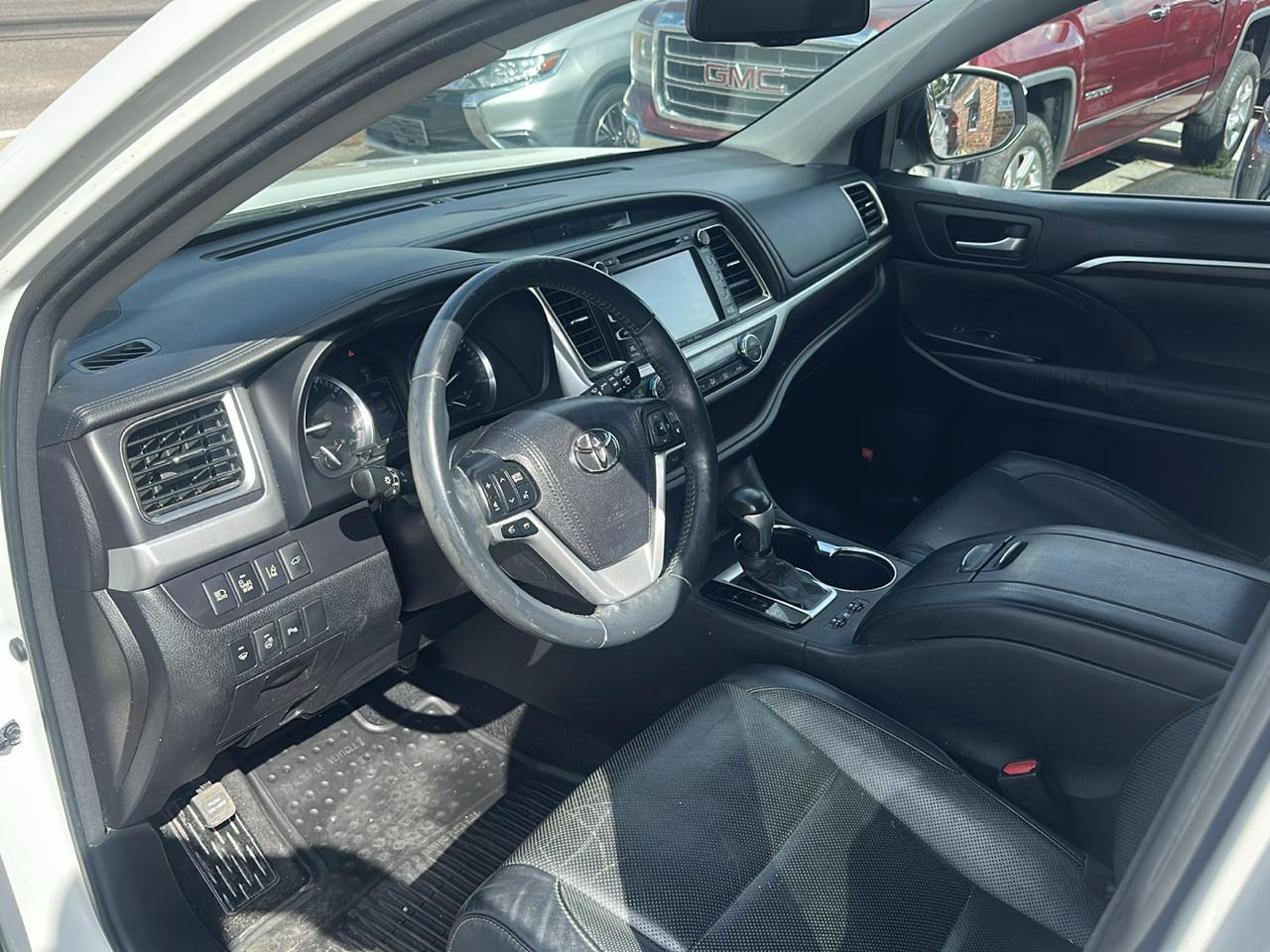 Toyota Highlander Limited AWD V6 2016