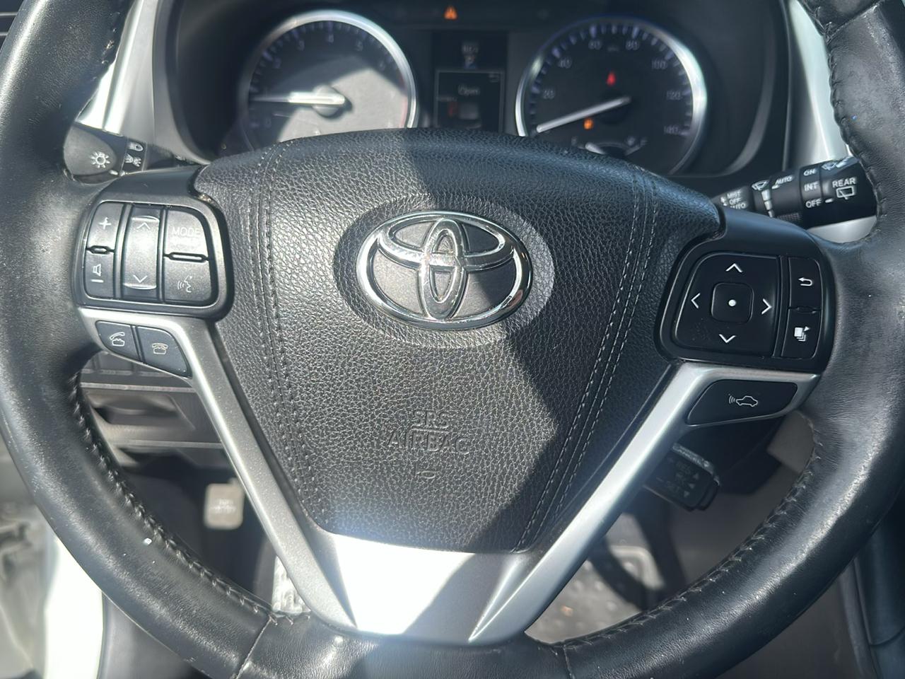 Toyota Highlander Limited AWD V6 2016