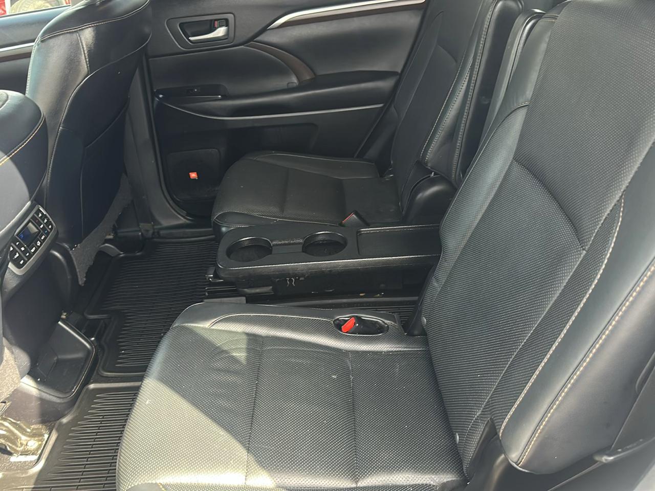 Toyota Highlander Limited AWD V6 2016