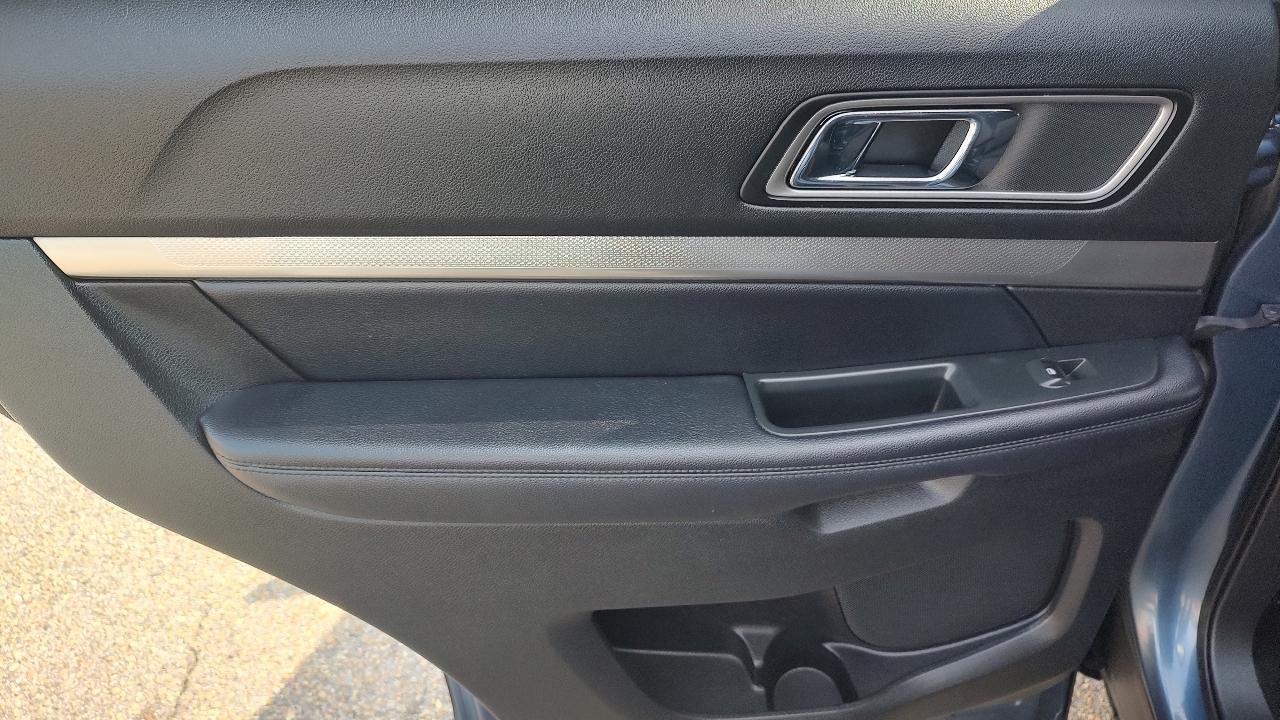 Ford Explorer XLT FWD 2018