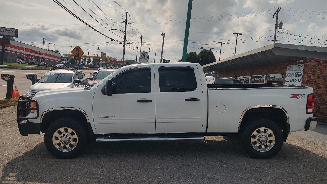 GMC Sierra 3500HD SLE Crew Cab 4WD 2013