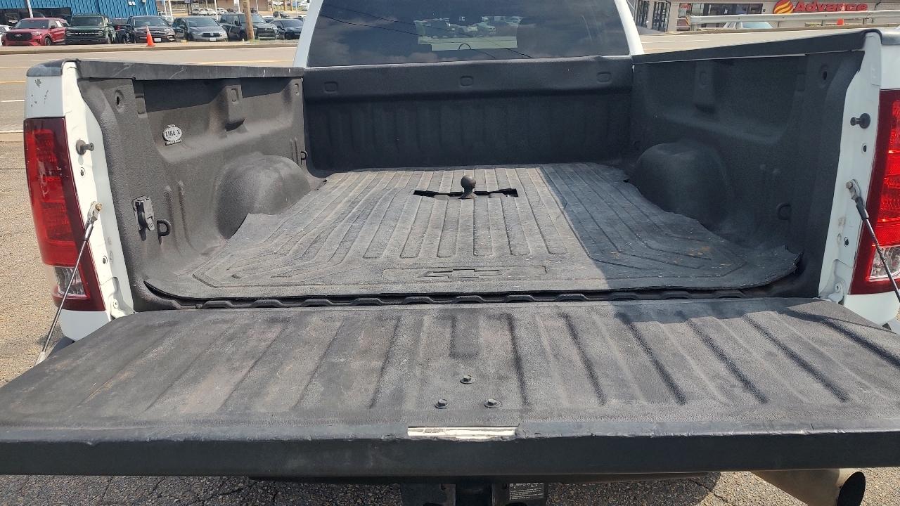 GMC Sierra 3500HD SLE Crew Cab 4WD 2013
