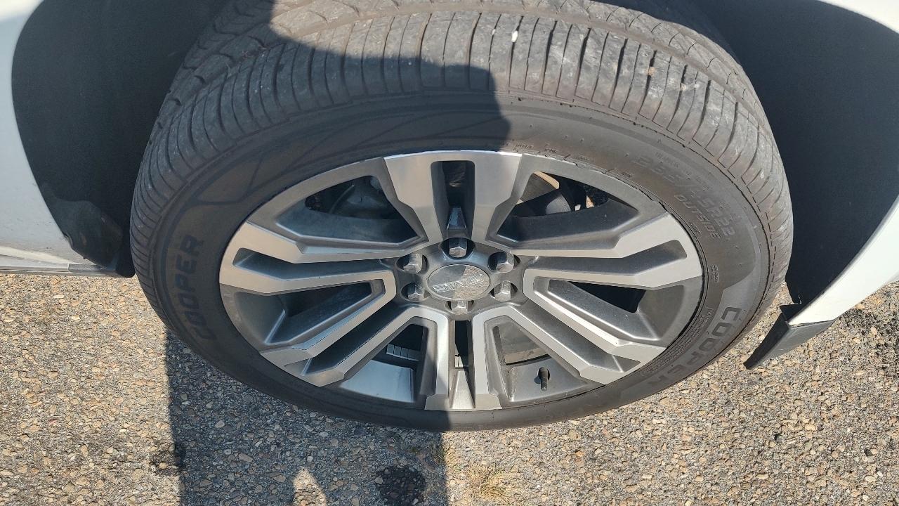 GMC Yukon XL Denali 4WD 2018