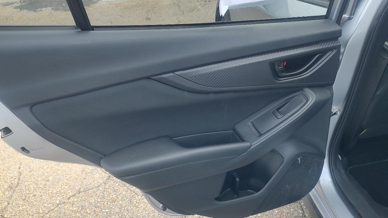 Subaru Crosstrek photo 16