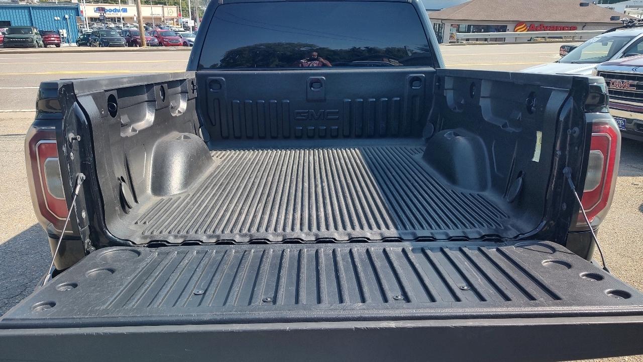 GMC Sierra 1500 SLT Crew Cab Short Box 4WD 2018