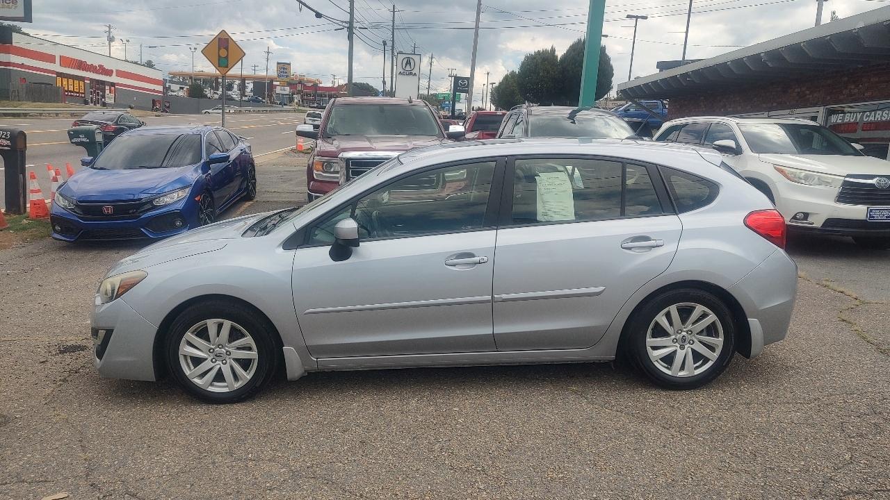 Subaru Impreza 2.0i Premium PZEV 5-Door 2015