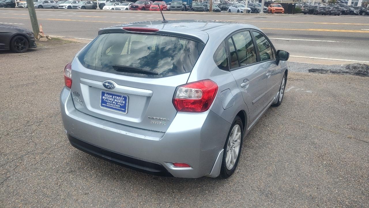 Subaru Impreza 2.0i Premium PZEV 5-Door 2015