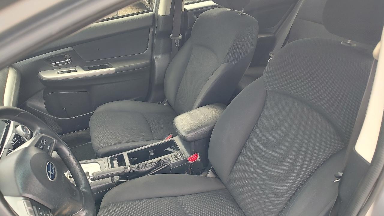 Subaru Impreza 2.0i Premium PZEV 5-Door 2015