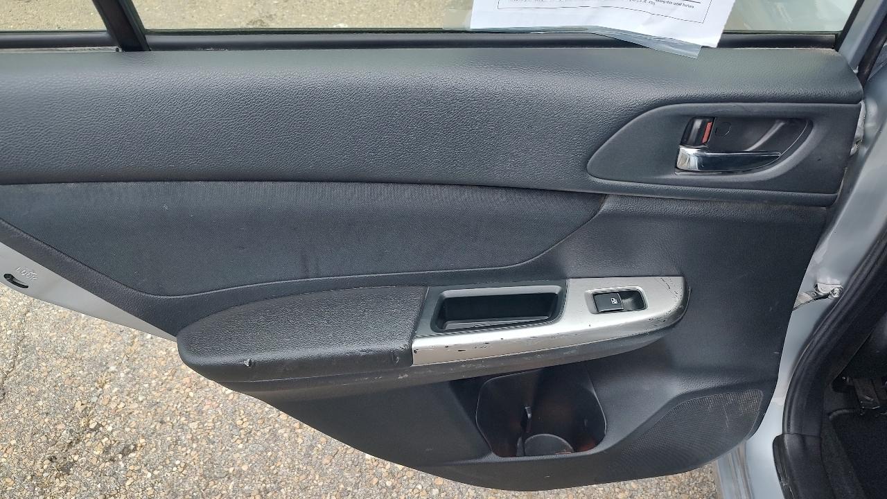 Subaru Impreza 2.0i Premium PZEV 5-Door 2015