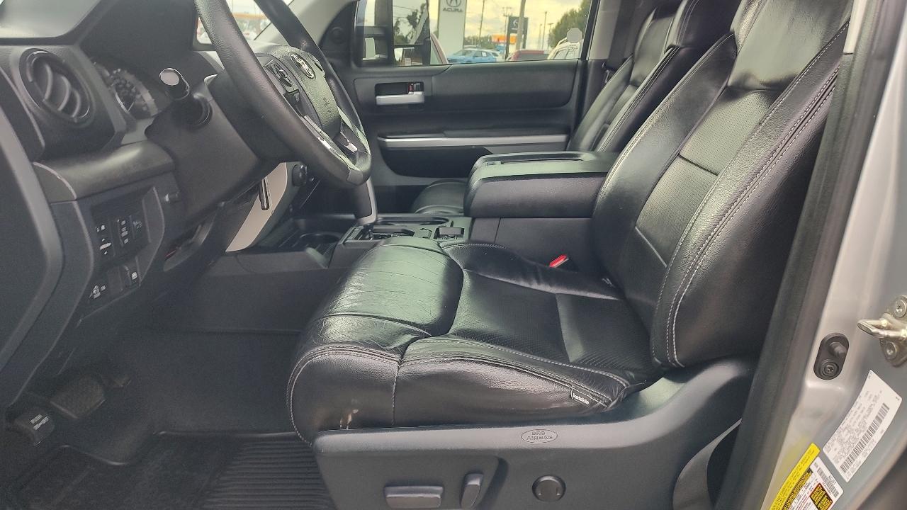 Toyota Tundra SR5 5.7L V8 FFV CrewMax 4WD 2016