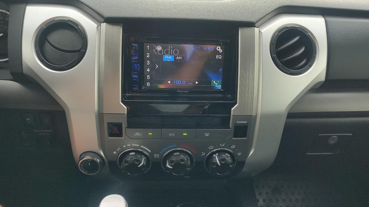 Toyota Tundra SR5 5.7L V8 FFV CrewMax 4WD 2016