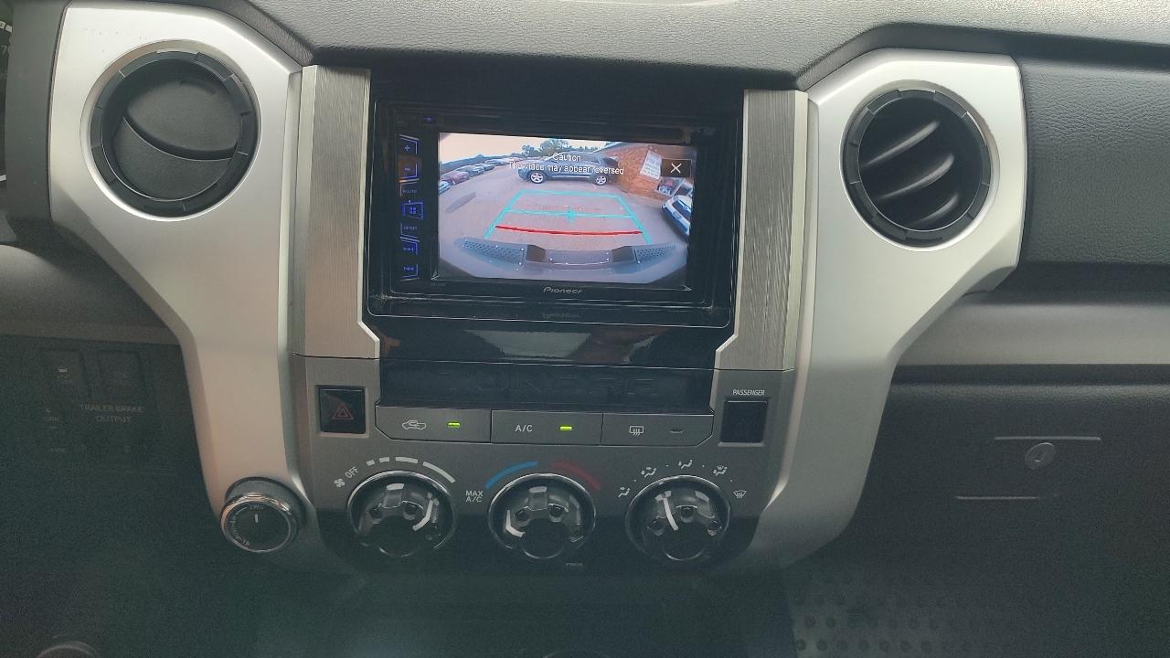 Toyota Tundra SR5 5.7L V8 FFV CrewMax 4WD 2016