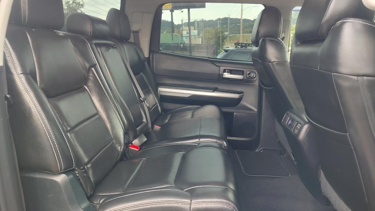 Toyota Tundra SR5 5.7L V8 FFV CrewMax 4WD 2016
